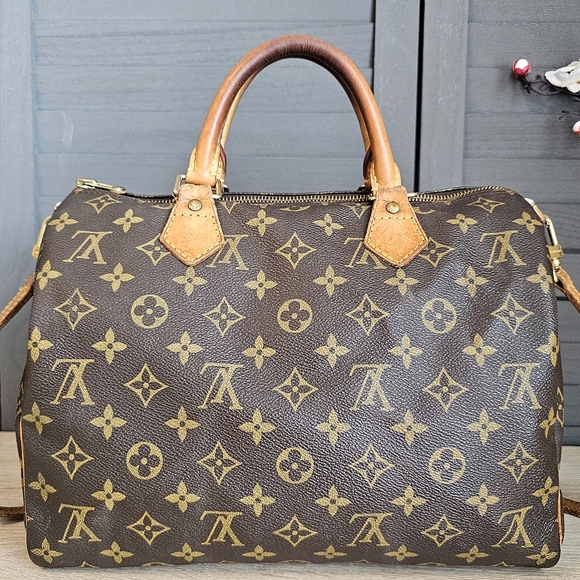 Authentic LOUIS VUITTON Monogram Speedy 30 Bandouliere Shoulder Bag - Picture 3 of 16